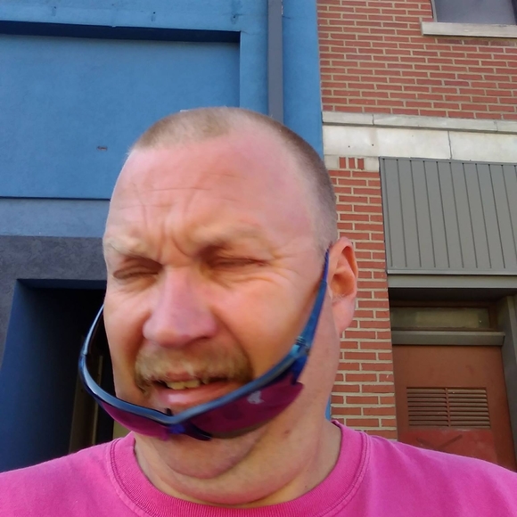 Meet your Posher, David - Picture 1 of 1